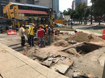 Se registra hundimiento a unos metros de donde se abrió socavón en Reforma