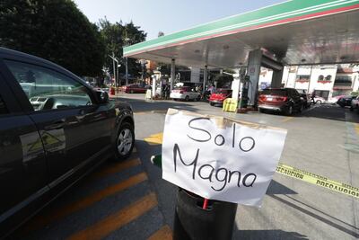 Hallan automovilistas "oasis" de gasolina en Benito Juárez