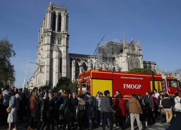 Bomberos evitaron que Notre Dame se quemara hasta cimientos