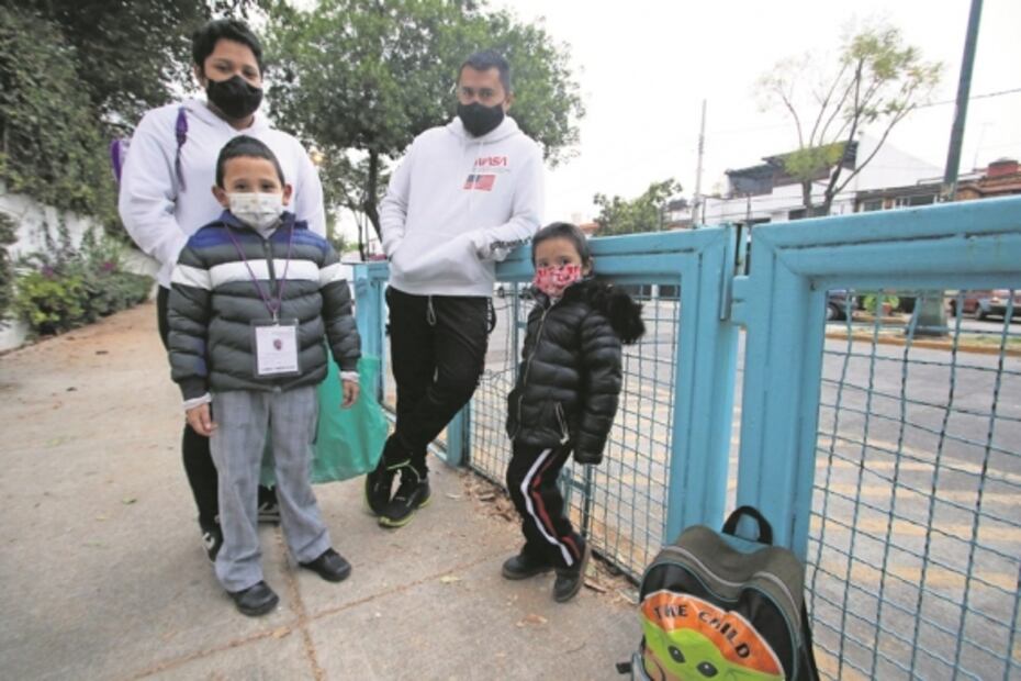 Regresan a clases contentos; "nos sabemos cuidar"