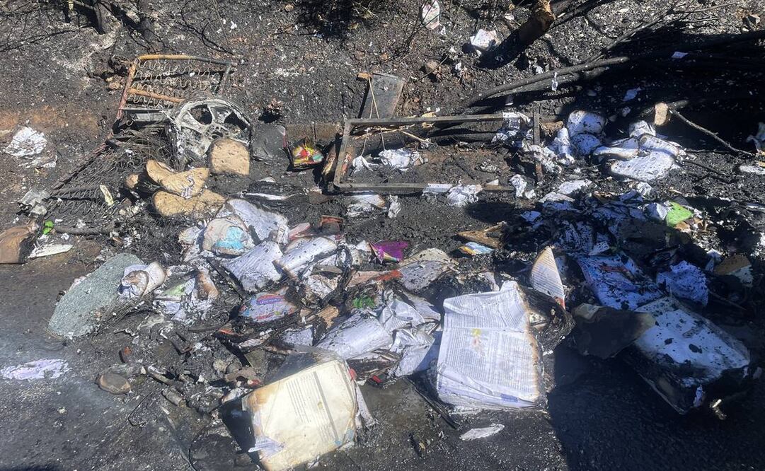 El conductor del minibus también murió y otros siete niños fueron trasladados de urgencia al hospital. Foto: X @ewnreporter