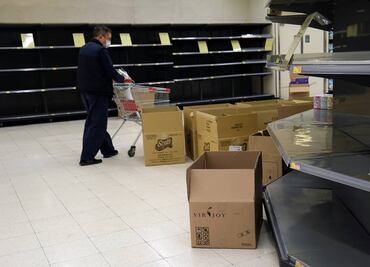 Desatan compras de pánico en Hong Kong ante brote de coronavirus