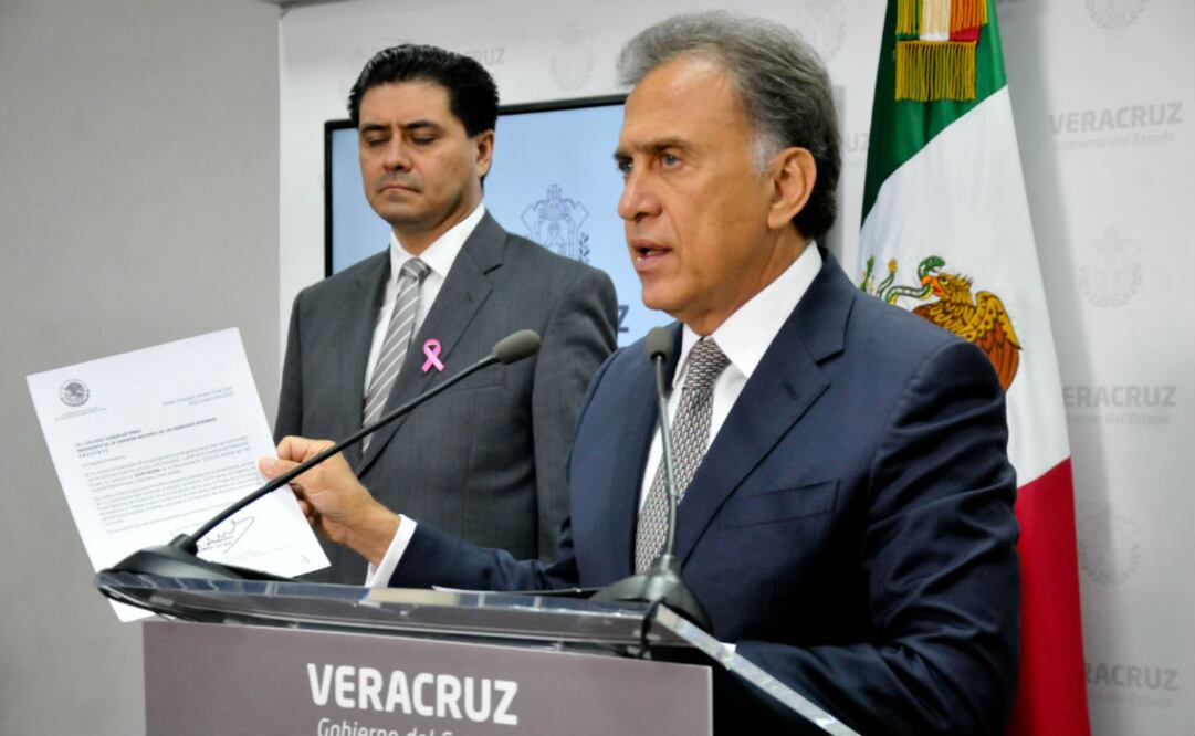 “Al día de hoy existen contra Miguel Ángel Yunes Linares tres denuncias penales interpuestas ante la Procuraduría General de la República, cuyas indagatorias fueron abiertas previo al 1 de diciembre de 2016”, según diputados. FOTO: ARCHIVO| EL UNIVERSAL