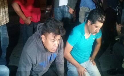 Interrogan y golpean a empleados de gobierno en marcha de la CNTE