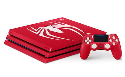 PS4 Pro se pinta de rojo con Spider-Man