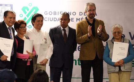 INVI entrega 124 escrituras a personas que solicitaron créditos desde hace años 