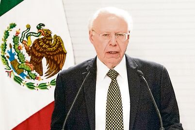 Presenta José Narro medicamentos innovadores contra enfermedades raras