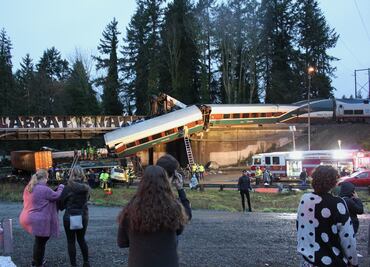 Tren que descarriló en EU iba al doble de la velocidad permitida