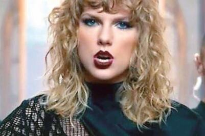 Swift se queja de su ex, de colegas y del mundo 