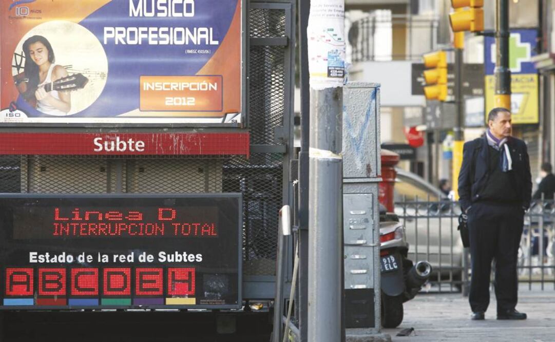 En Argentina, los subsidios se destinan a la oferta, es decir, a las empresas prestadoras del servicio. Hasta noviembre de 2023, se habían girado un billón de pesos (equivalentes a 1 mil millones de dólares) por este concepto.