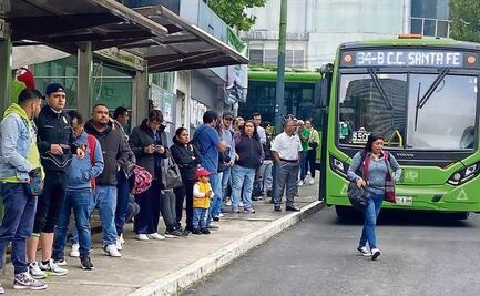 ”Imposible pagar 200 pesos en taxi para salir de la estación Santa Fe”