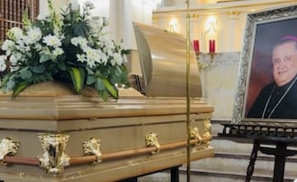 Feligresía de Hermosillo da el último adiós a arzobispo emérito José Ulises Macías Salcedo; destacan su legado pastoral