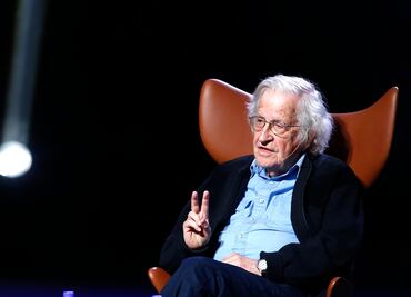 "Réquiem por el sueño americano", de Chomsky, llega a México