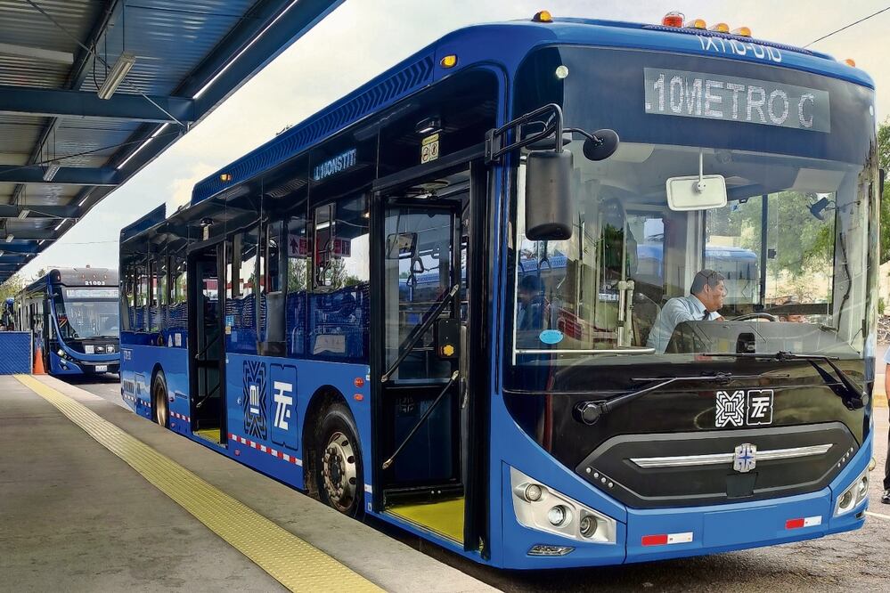 El Trolebús Elevado ha transportado a más de 12 millones de usuarios. Foto: Hugo Salvador / EL UNIVERSAL