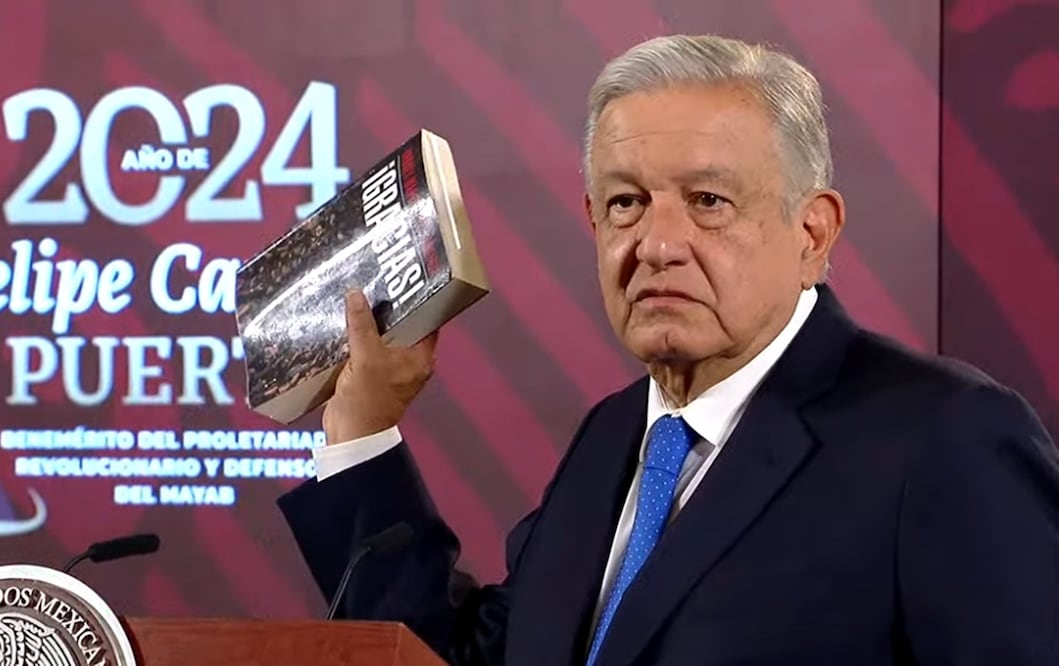 El presidente Andrés Manuel López Obrador consideró que triunfó la libertad y perdió la censura, luego de que el Tribunal Electoral resolvió no prohibir su último libro ¡Gracias!. Foto: especial