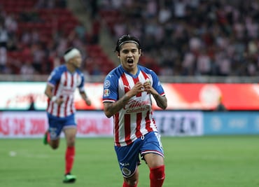 "Chofis" López evita llegar al año sin anotar