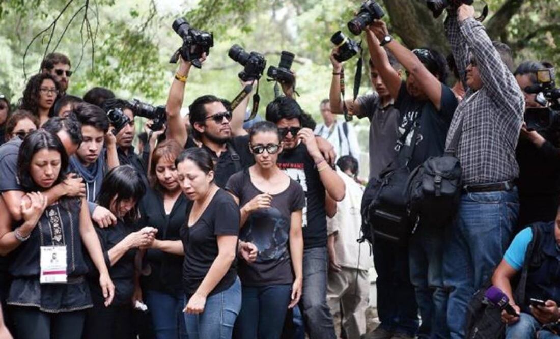 Segob responde a artistas por multihomicidio en Narvarte