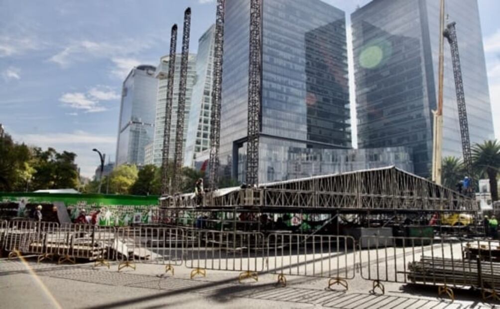 Cierran Paseo de la Reforma para instalar escenario de Los Ángeles Azules