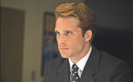 Amenaza de demanda y una tercera temporada rodean a "Luis Miguel, la serie"