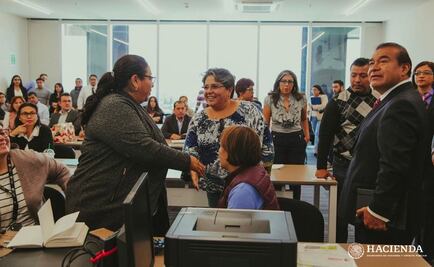 SHCP subasta en internet 68 partidas de medicamentos