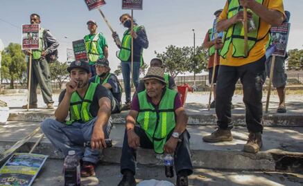 Buscan crear la "tarjeta paisano" para migrantes chilangos sin empleo en el extranjero