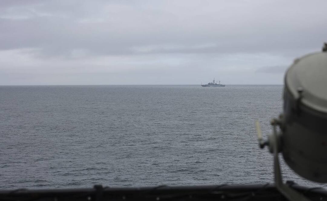 Buque de la Federación Rusa al sur de las islas Aleutianas, Alaska. Foto: AP