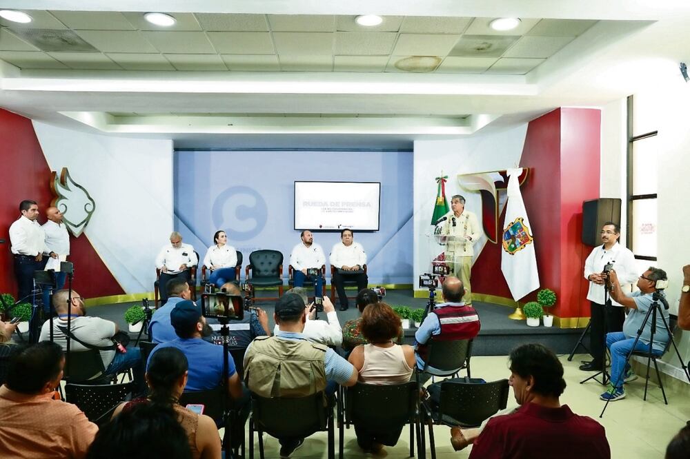 El mandatario estatal de Tamaulipas resaltó la inversión en obras públicas que asciende a 156 millones de pesos. Foto: Especial