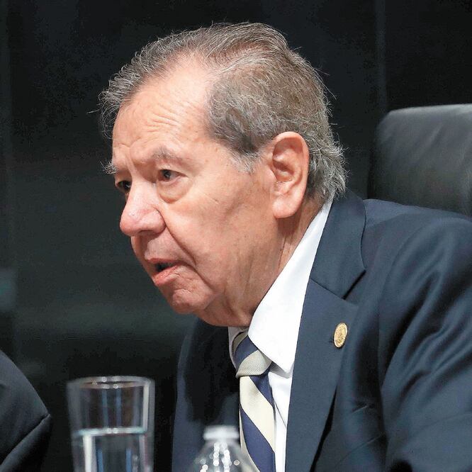 Llaman a no dejarse intimidar. El presidente de la Cámara de Diputados, Porfirio Muñoz Ledo, declaró que “una bomba casera no pone a temblar al Estado”. ARCHIVO EL UNIVERSAL