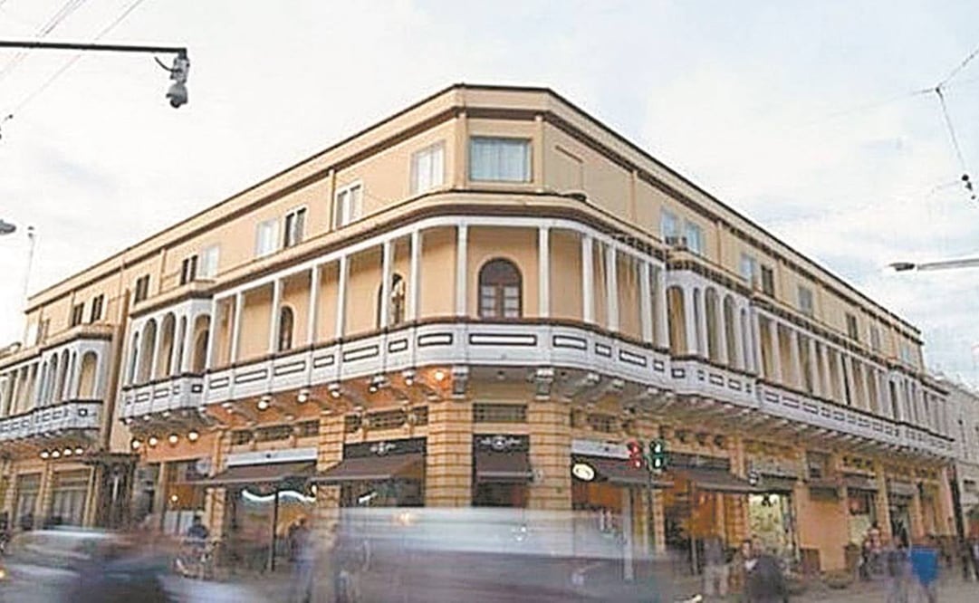 El Hotel Pan American, en el cruce de las esquinas de la novena calle y sexta avenida de la Zona 1 en Ciudad de Guatemala. Foto: CORTESÍA