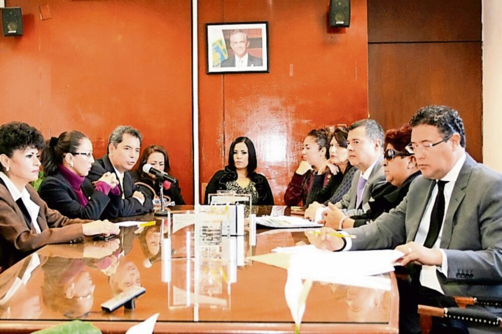 El Gobierno capitalino y diputados locales anunciaron la conformación de un frente para la defensa del presupuesto social de la Ciudad de México (CDMX)