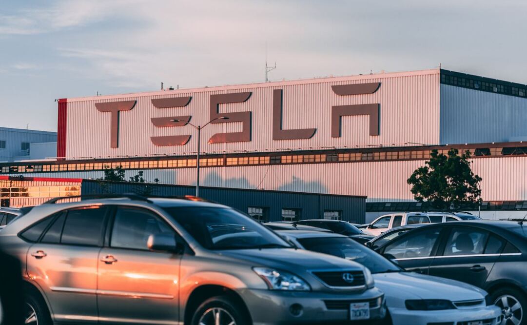 Tesla también redujo durante el fin de semana los precios de Model 3 y Model Y en China. Imagen: Unsplash