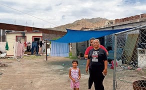 Perla Mijares y su familia están en la incertidumbre, pues tendrán que renunciar a una parte del terreno donde está la casa en la que han vivido toda la vida. Foto: Paola Gamboa / EL UNIVERSAL