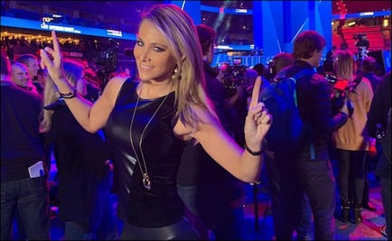 Inés Sainz se convierte en tendencia en el Día de Medios del Super Bowl