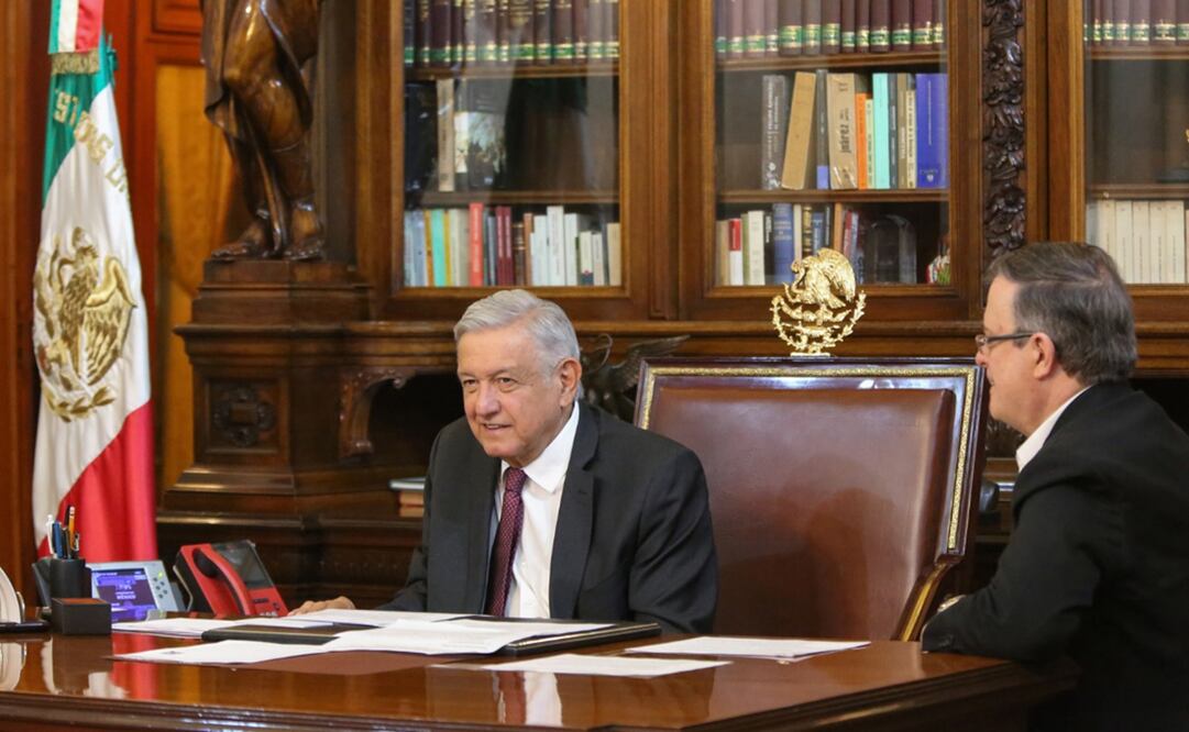 En su cuenta de Twitter, López Obrador señaló que este viernes había sido un día intenso. Foto: Twitter @lopezobrador_