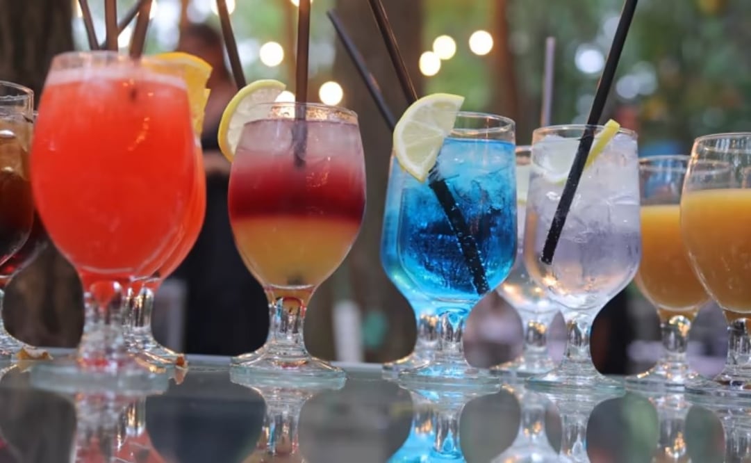 Los informes indican que al menos 116 países aplican impuestos sobre las bebidas azucaradas, especialmente las sodas, aunque en la mayoría de los casos quedan fuera de estas tasas otros productos relacionados como los zumos de fruta, los batidos o los cafés y tés preparados. Foto: iStock