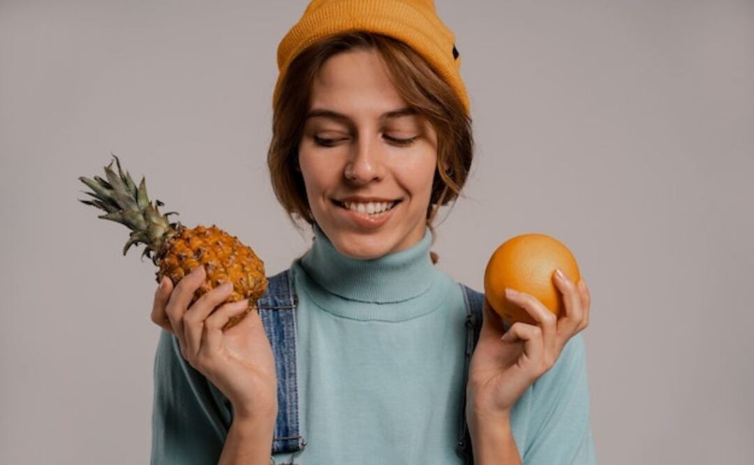 La próxima vez que busques una opción saludable y deliciosa, recuerda que la sandía es tu mejor aliada. Fuente: Freepik.