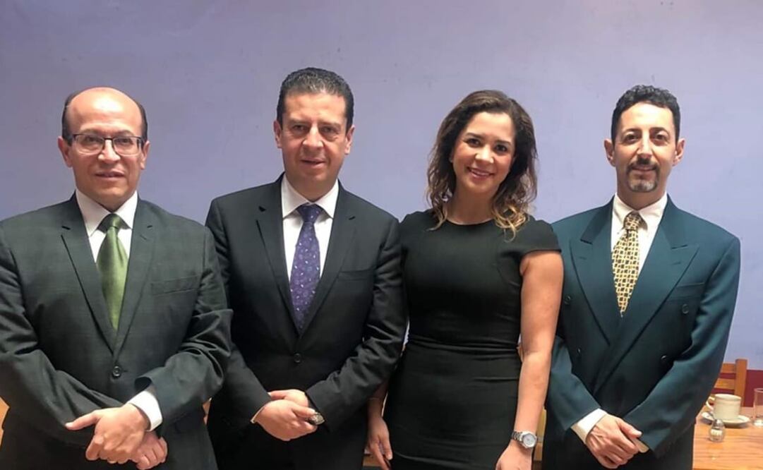 (de izq. a derecha) José Emilio Cárdenas Escobozalos, Sergio Vázquez Jiménez, Alma Delia Hernández Sánchez y José Jorge Eufracio Foto: Especial