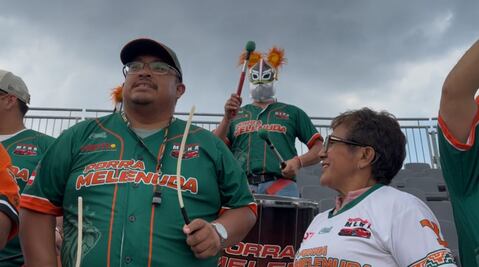 Afición de Leones de Yucatán invierte más de 20 horas de camino para apoyar a su equipo en CDMX; La Porra Melenuda se hizo presente en el Harp Helú