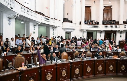 Error, transferir votos a partidos pequeños, dicen