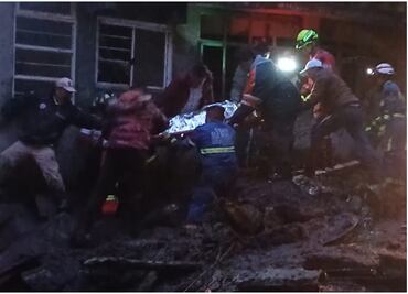 Concluyen labores de rescate por desgajamiento en Jilotzingo; mantienen acciones de apoyo a damnificados