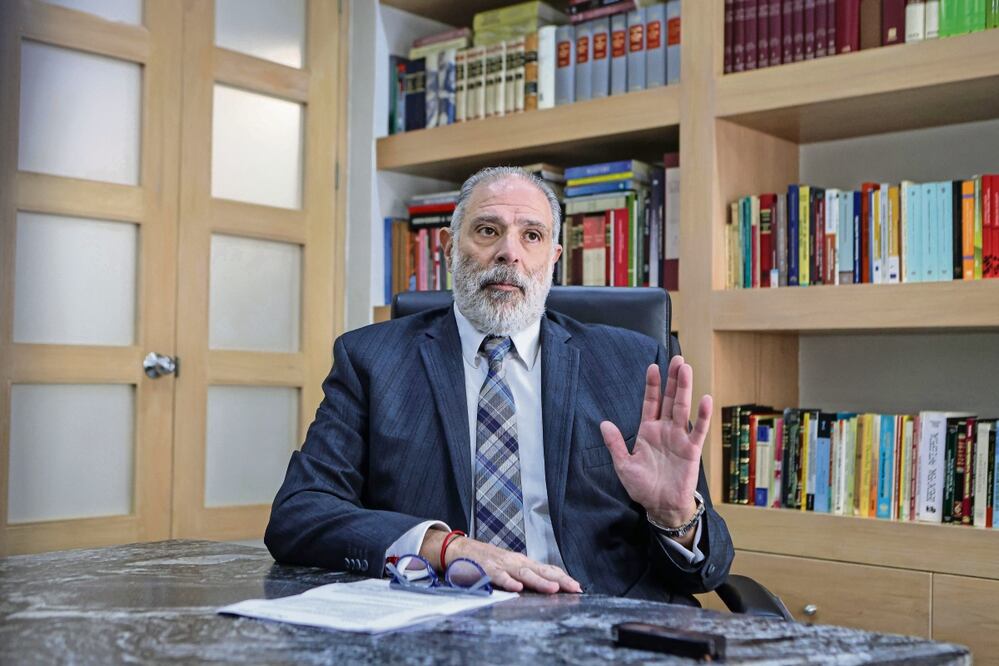 Al Consejo Judicial Ciudadano le corresponde formular una terna de los aspirantes a la titularidad de la FGJ y enviarla al jefe de Gobierno, explicó su titular Jorge Nader. Foto: Gabriel Pano / EL UNIVERSAL