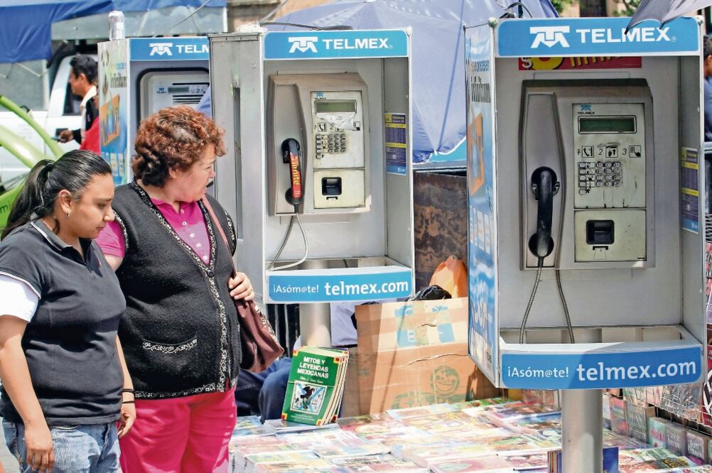Según la Corte, la concesión de Telmex no la exime de tramitar permisos. (ARCHIVO EL UNIVERSAL)