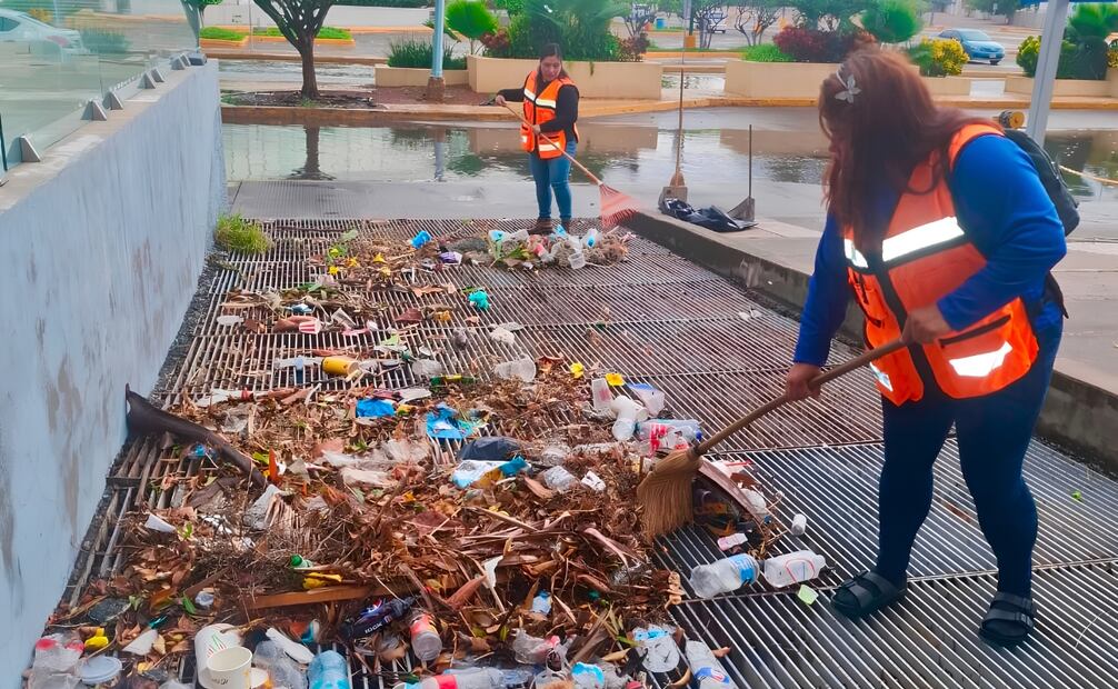 El funcionario municipal destacó que se atendió 16 reportes en colonias donde se presentaron inundaciones. | Foto: Especial.