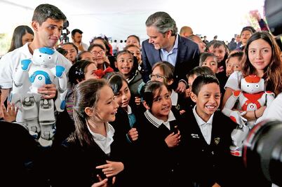 Nuño llama a politécnicos a que regresen a clases 