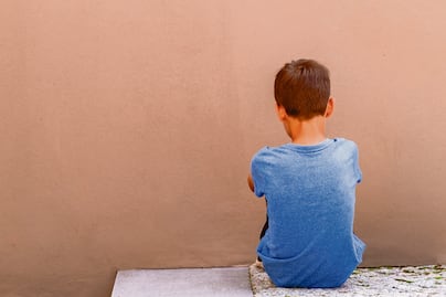 Trump afirma que aumento del autismo en EU está "inducido artificialmente"; "sistema de salud no será tomado por las industrias", asegura