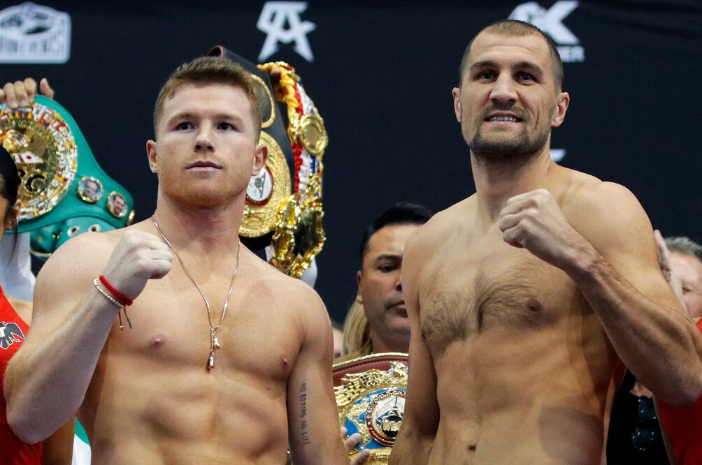 Saul Álvarez vs Sergey Kovalev / AP