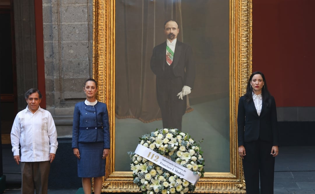 La presidenta Claudia Sheinbaum montó una guardia de honor por el 112 Aniversario Luctuoso de Francisco I. Madero. Foto: Presidencia