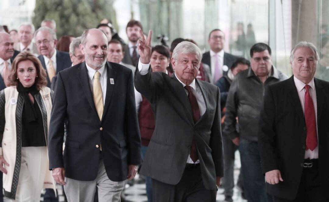 (Foto: Alejandra Leyva/ELUNIVERSAL) Llega Andrés Manuel López Obrador, candidato a la Presidencia de la República por Morena, al XVI Foro Nacional de Turismo