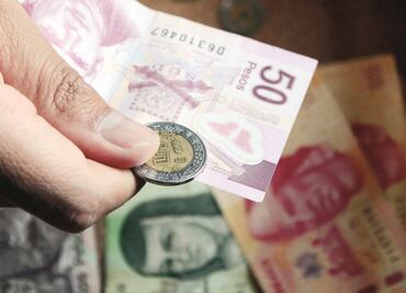 SAT le devuelve impuestos récord a los cumplidos