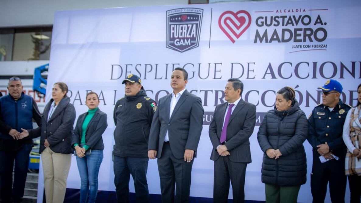La alcaldía Gustavo A. Madero desplegó un operativo de elementos de seguridad  y vigilancia en Cuautepec, una de las zonas de mayor conflicto de la demarcación. (Foto: especial)